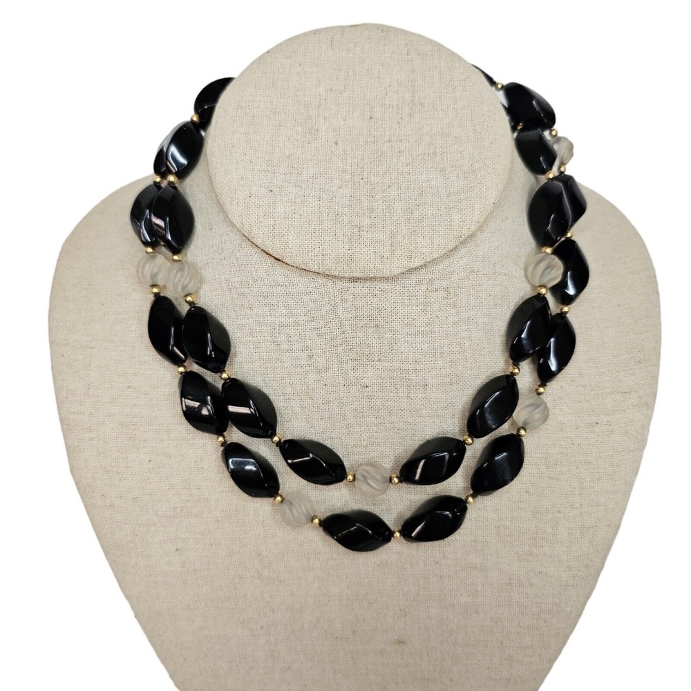 Necklace Vintage 14K Gold and Black Onyx Bead Frosted Jadeite Stone 33" Designer